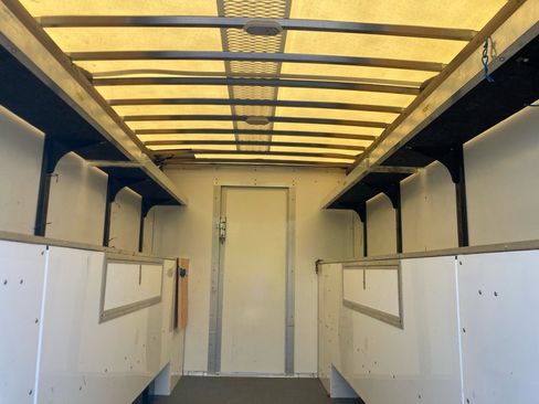 Used 2025 Chevrolet Express 3500 w/ Power Convenience Package RWD image 7