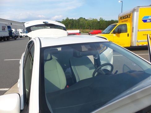 Used 2013 Toyota Prius C One FWD image 10