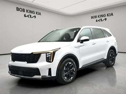 Used 2025 Kia Sorento S w/ Panoramic Sunroof Package