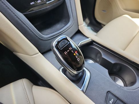 Used 2019 Cadillac XT5 AWD image 21