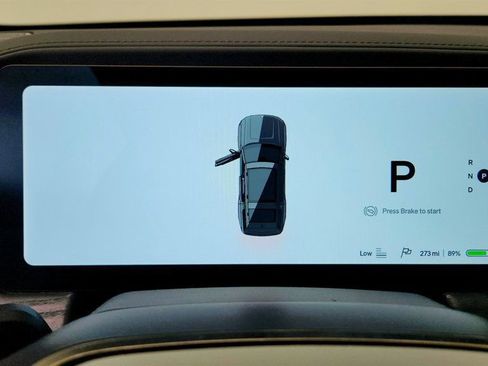 Used 2023 Rivian R1S Adventure AWD/4WD image 14