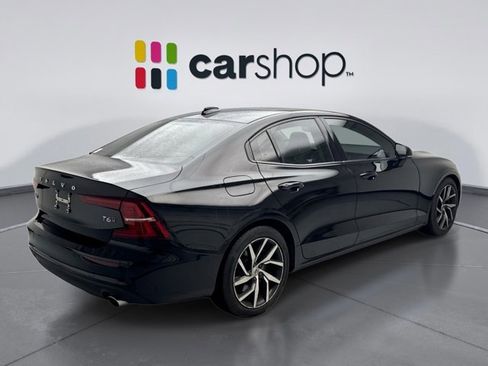 Used 2019 Volvo S60 T6 Momentum w/ Premium Package image 5