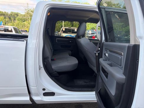 Used 2018 RAM 2500 SLT AWD/4WD image 43