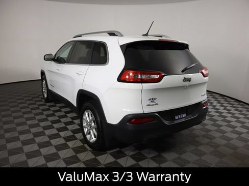 Used 2014 Jeep Cherokee Latitude w/ Cold Weather Group AWD/4WD image 6
