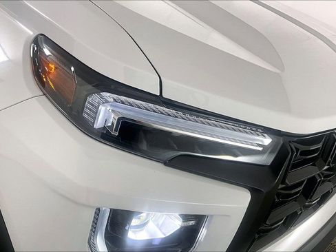 Used 2024 GMC Canyon Elevation w/ Convenience Package image 27