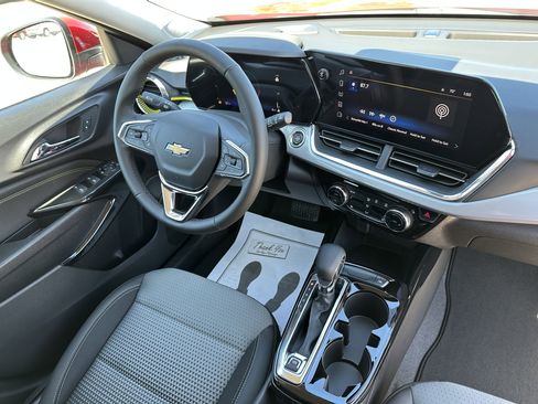 New 2026 Chevrolet Trax LT w/ Driver Confidence Package image 26