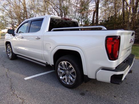 Used 2025 GMC Sierra 1500 Denali AWD/4WD image 10