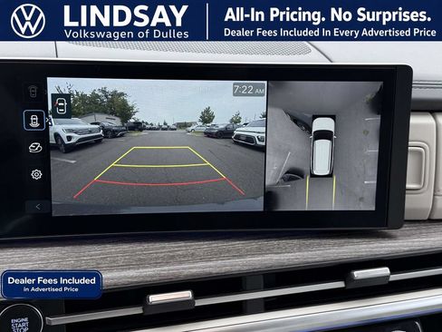 Used 2024 Hyundai Santa Fe Limited AWD/4WD image 18
