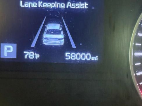 Used 2020 Kia Optima SE image 19