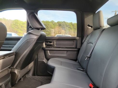 Used 2023 RAM 2500 Tradesman w/ Chrome Appearance Group image 26