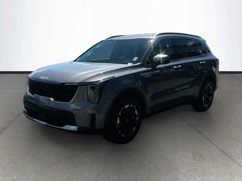 Used 2025 Kia Sorento S FWD image 3