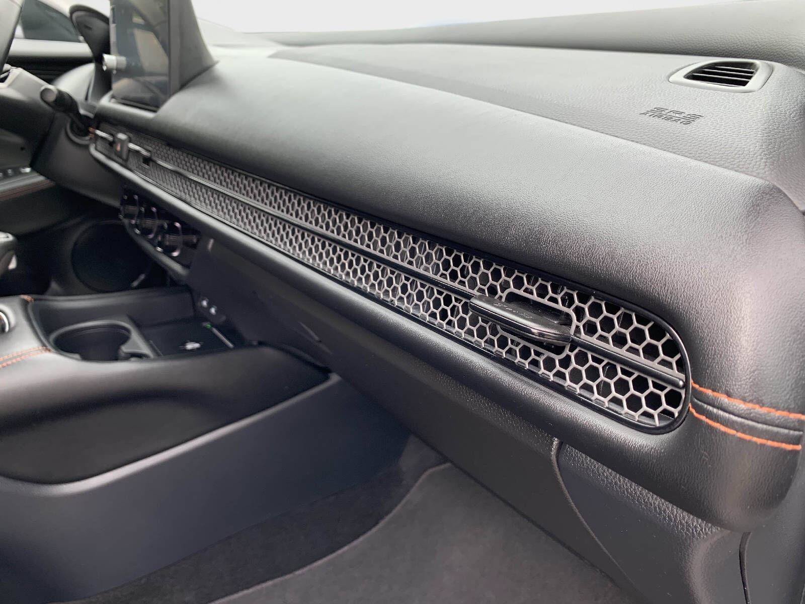 Certified 2026 Honda HR-V Sport image 38