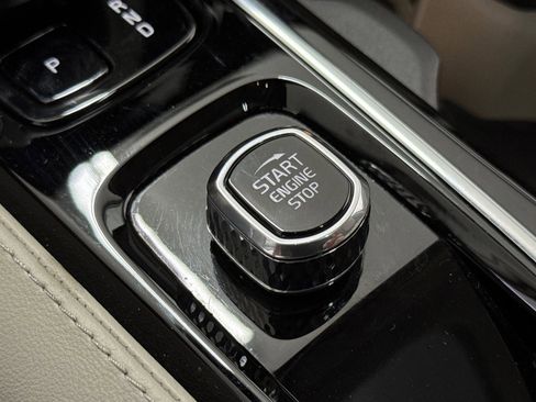 Used 2024 Volvo S60 T8 Ultimate w/ Climate Package image 33