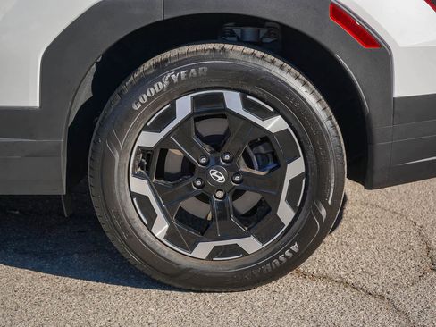 Used 2025 Hyundai Santa Fe SEL image 5