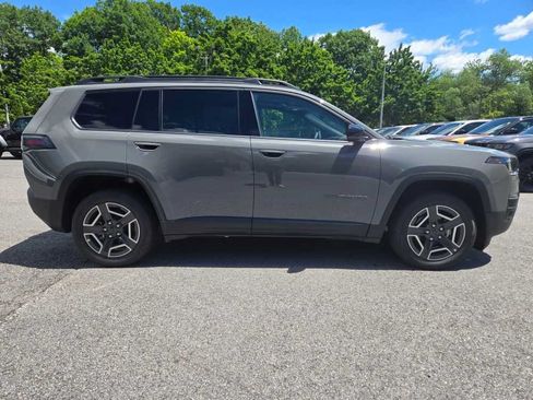 New 2026 Jeep Cherokee Limited AWD/4WD image 3