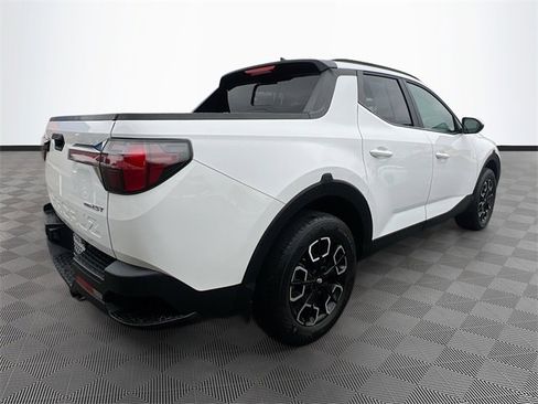 Used 2023 Hyundai Santa Cruz SEL Premium image 7