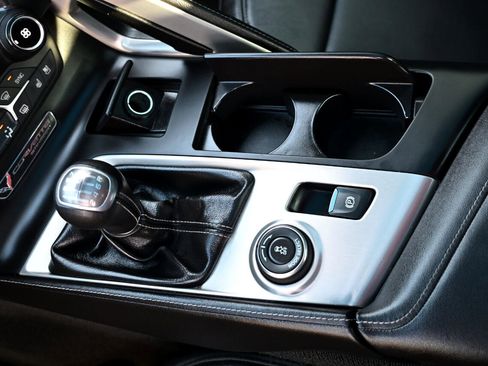 Used 2015 Chevrolet Corvette Stingray Coupe w/ 2LT Preferred Equipment Group image 31