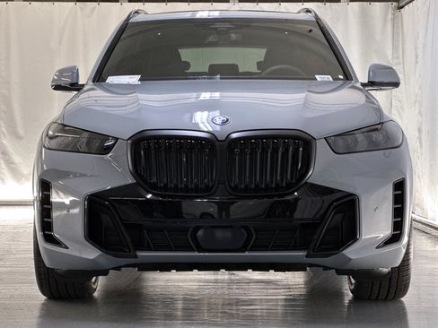 Used 2026 BMW X5 xDrive50e w/ Executive Package AWD/4WD image 5