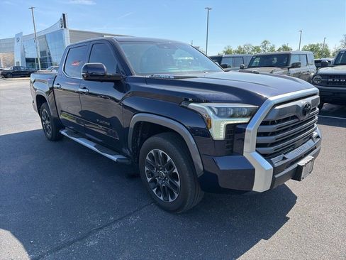Used 2024 Toyota Tundra Limited image 2