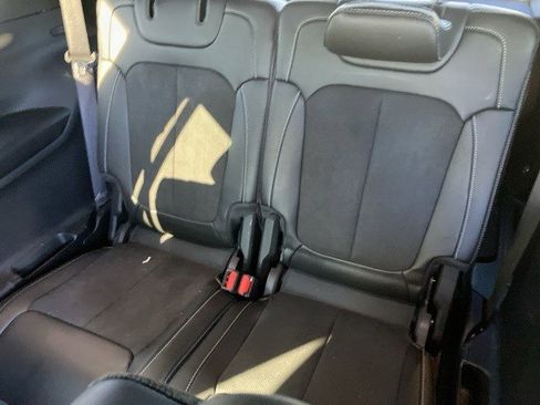 Certified 2023 Jeep Grand Cherokee L Laredo image 14