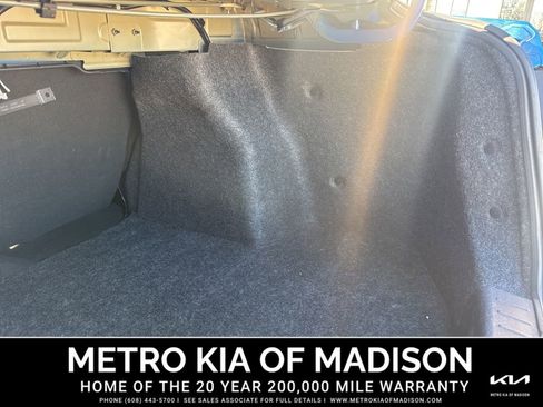 Used 2021 Nissan Versa S image 22