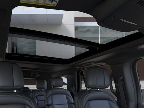 New 2025 Lincoln Navigator Reserve w/ Jet Appearance Package image 22