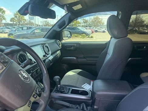 Used 2022 Toyota Tacoma TRD Sport image 20