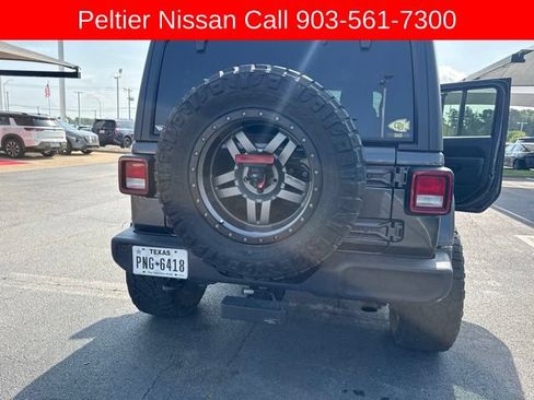Used 2019 Jeep Wrangler Sport AWD/4WD image 4