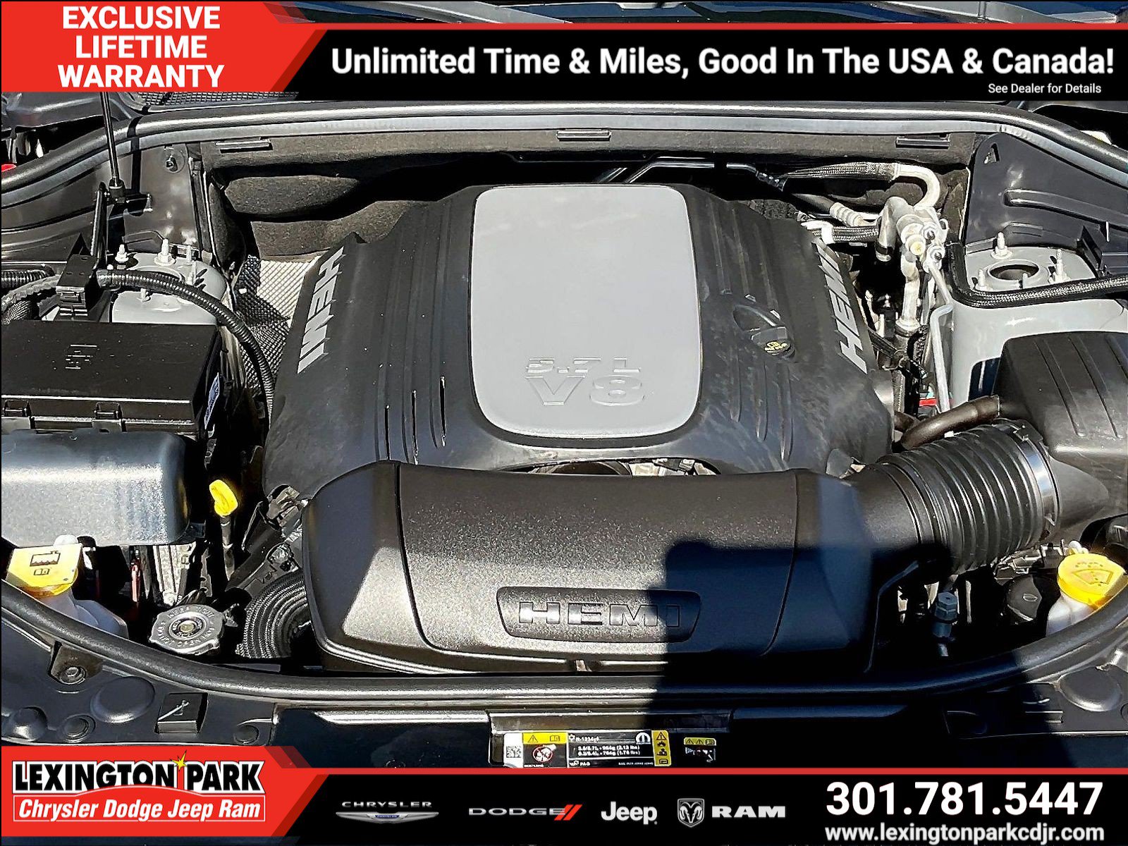 Used 2023 Dodge Durango R/T w/ Tow 'N Go Package AWD/4WD image 30