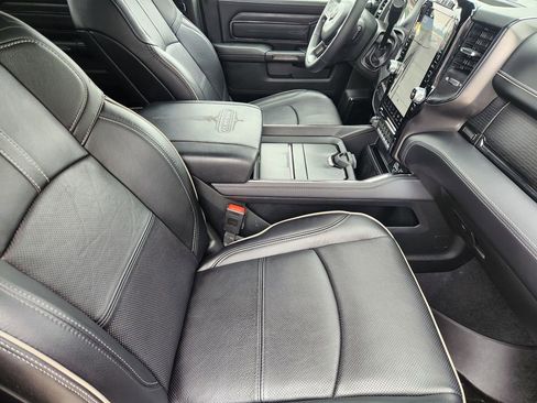 Used 2024 RAM 2500 Limited AWD/4WD image 16
