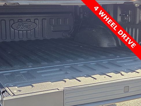 Used 2019 Ford F150 Raptor w/ Equipment Group 802A Luxury image 9