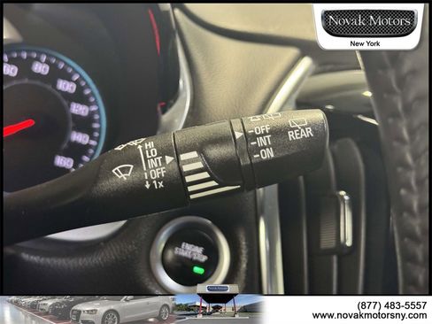 Used 2020 Chevrolet Traverse LT w/ Driver Confidence II Package image 20