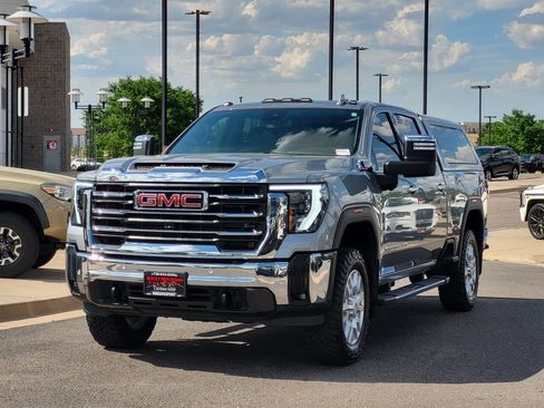 Used 2024 GMC Sierra 2500 SLT w/ SLT Premium Package AWD/4WD image 8