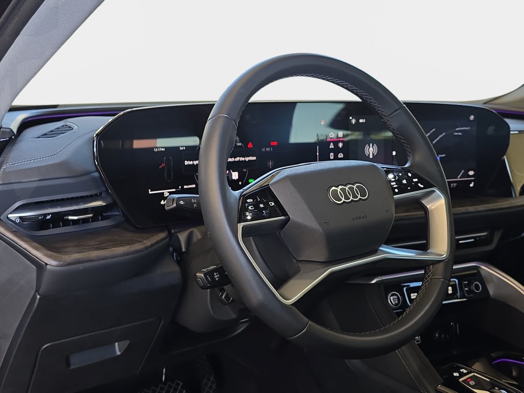 Used 2025 Audi Q5 Premium w/ Convenience Package AWD/4WD image 19