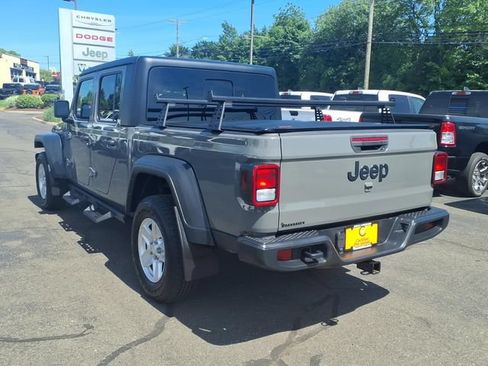 Used 2023 Jeep Gladiator Sport AWD/4WD image 5