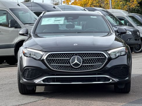 New 2026 Mercedes-Benz E 450 4MATIC All-Terrain Wagon image 9