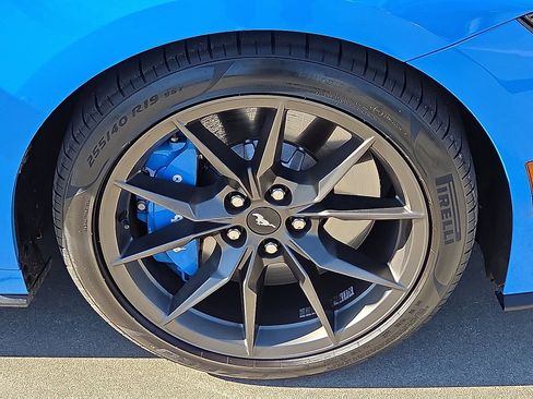 Used 2024 Ford Mustang Dark Horse image 7