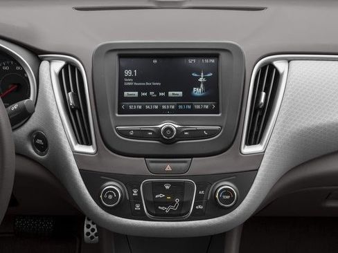 Used 2016 Chevrolet Malibu LS image 10