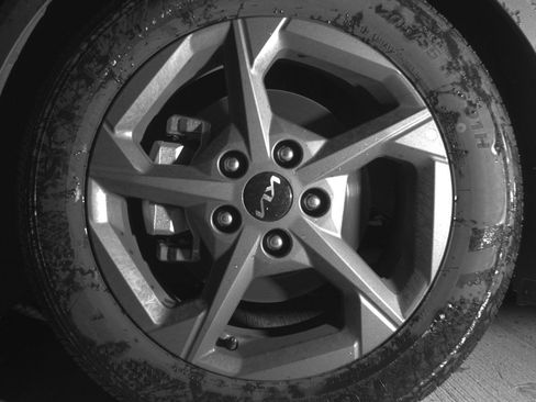 Used 2025 Kia K4 LXS image 11