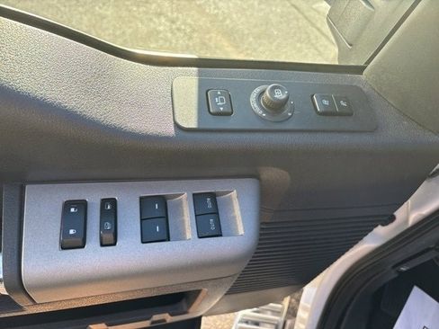 Used 2016 Ford F350 Lariat w/ Lariat Ultimate Package image 17