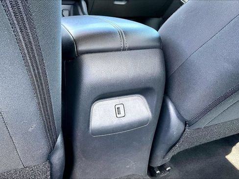 Used 2024 Nissan Sentra SV FWD image 10