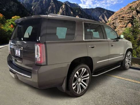 Used 2020 GMC Yukon Denali AWD/4WD image 5