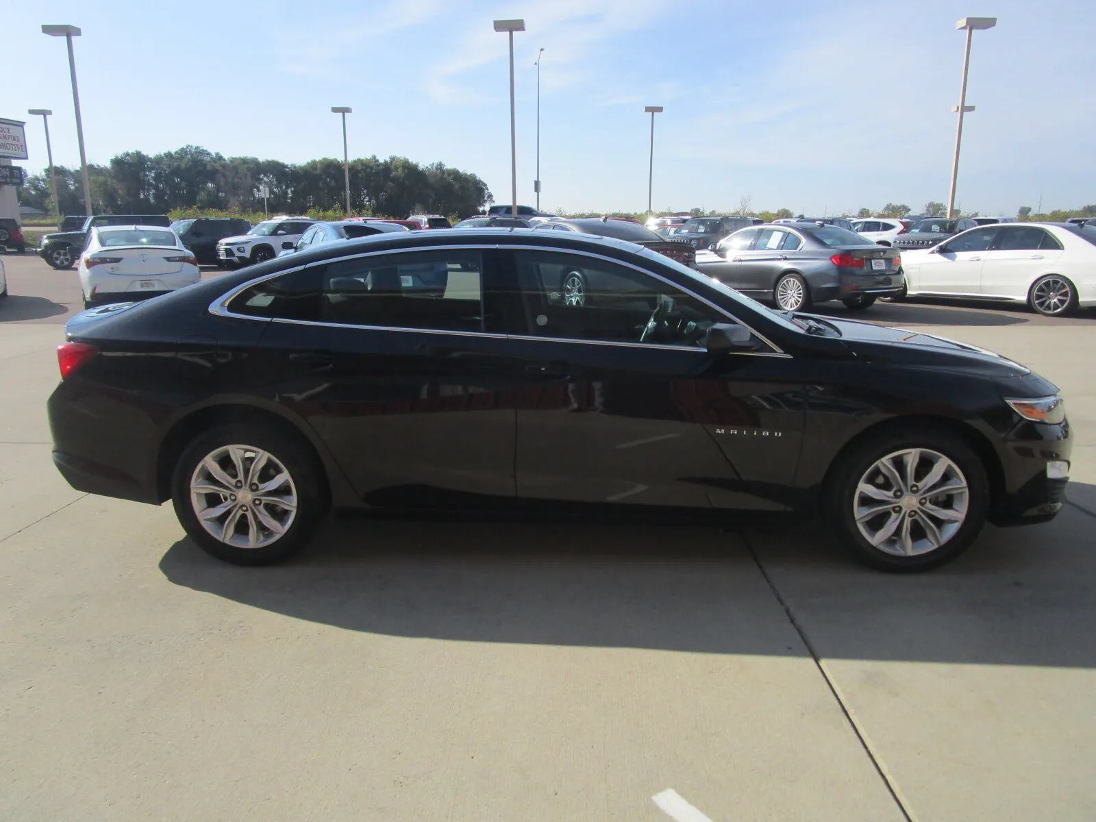 Used 2024 Chevrolet Malibu LT FWD image 6