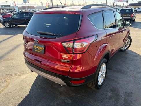 Used 2017 Ford Escape SE w/ Equipment Group 201A FWD image 38