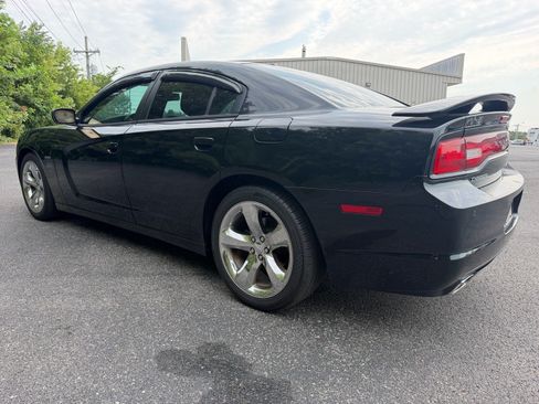 Used 2012 Dodge Charger R/T RWD image 11