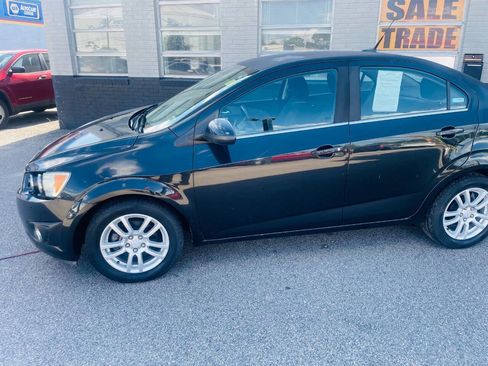Used 2014 Chevrolet Sonic LT w/ Wheels and Fog Lamp Package image 5