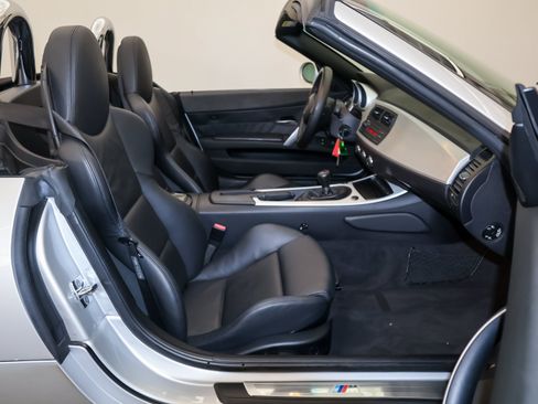 Used 2006 BMW M Roadster RWD image 41