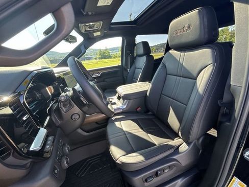New 2026 Chevrolet Silverado 1500 High Country w/ Technology Package AWD/4WD image 20