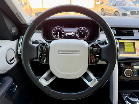 Used 2019 Land Rover Discovery HSE AWD/4WD image 20