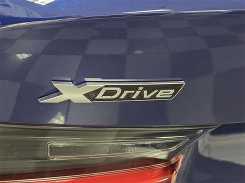 Used 2023 BMW M3 Competition w/ Executive Package image 9